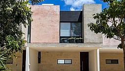 Townhouse (2) Amueblado En Venta En Privada Návita En Santa Gertrudis Copó