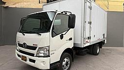 Hino 816 300 2019 Diésel Long