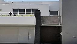 Casa En Remate Cercano A Explanada En Santiago Momoxpan Cholula, Puebla