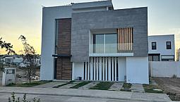 Residencia Nueva  En Lagos Residencial- Casa Sustentable- Pachuca Hgo