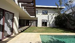 Casa En Venta En Privada Manantiales De Cocoyoles, Mérida.