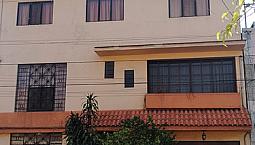 Sr Vende Amplia Y Bonita Casa De 4 Recámaras En Col. Gertrudis Sánchez