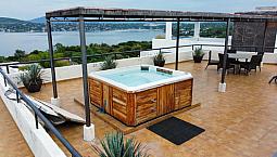 Lujosa Casa Con Roof Garden Y Jacuzzi Con Vista Al Lago De Tequesquitengo