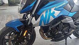Cf Moto Azul Con Plata A Tratar