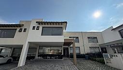 Casa En Venta Residencial Valle De Las Fuentes Calimaya Cerca De Metepec.