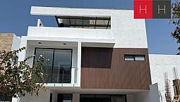 Casa En Venta Lomas De Angelópolis Iii