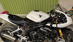 Speed Triple 1200rr / A Re Estrenar / Accesorios