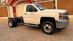 Chevrolet Silverado 3500 6.03500 Chasis Cab V8 Man Aa At