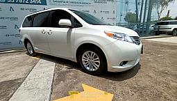 Toyota Sienna 2017