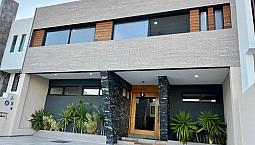 Residencia De Autor Con Acabados Premium- Cumbres Del Lago