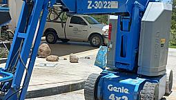 Equipo De Elevación Marca Genie Z-30/22 Operable Electrica