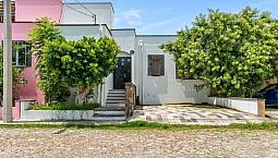 Casa En Venta En San Miguel De Allende: La Cañada  Un Piso Y Estilo Colonial
