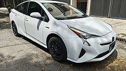 Toyota Prius 1.8 Base Cvt