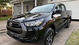 Toyota Hilux 2.7 Cabina Doble Sr Mt