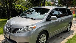 Toyota Sienna 3.5 Xle At