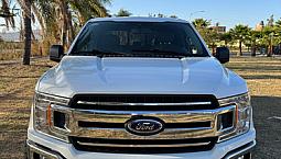 Ford Lobo 5.0L Doble Cabina Xlt V8 4X2 At