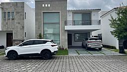 Casa En Excelente Estado, Funcionando Todo Al 100%