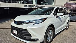 Toyota Sienna 2023
