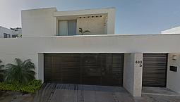 Venta Hermosa Casa En Fracc. Montebello, Mérida, Yucatán.