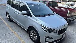 Kia Sedona 3.3 V6 Lx At