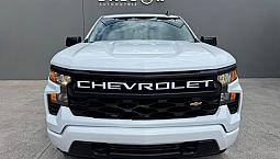 Chevrolet Silverado 5.3 V8 Custom Doble Cabina 4X4 At
