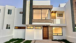 4 Habitaciones, Amplio Jardín- La Condesa Juriquilla
