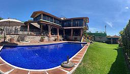 Hermosa Residencia Estilo Mexicano Con Vista Al Lago