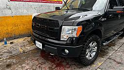 Ford F-150 5.0 Coyote Crew Cab Xlt 4X4