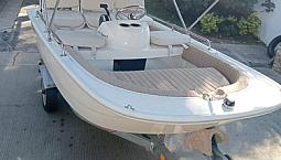 Bote De Pescar Boston Whaler 110 Sport 2019 Motor Mercury 25