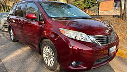 Toyota Sienna Xle At