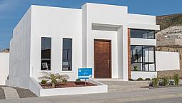 Casa En Pre-venta En Fracc. Colinas Del Sauzal, Ensenada B.c.