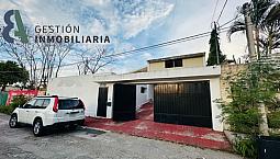 Casa En Venta En Col. Vista Alegre, Merida, Yuc. Ccv353