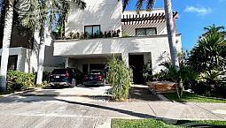 Casa En Venta En Puerto Cancun