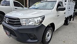 Toyota  Hilux  2022