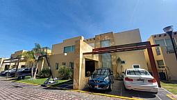 Casa En Venta En Bellavista En Metepec