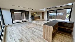 Residencia Con Acabados Premium- La Espiga